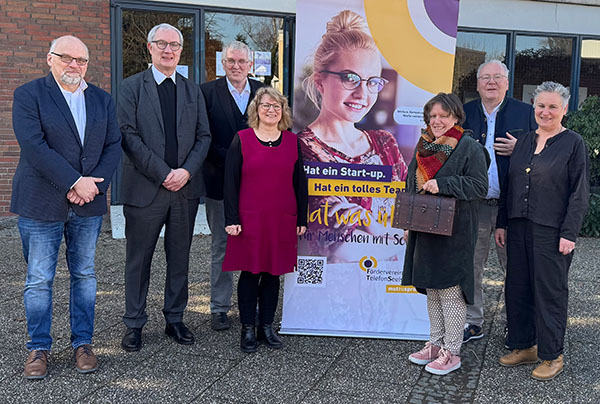 Gruppenfoto vor der Marktkirche